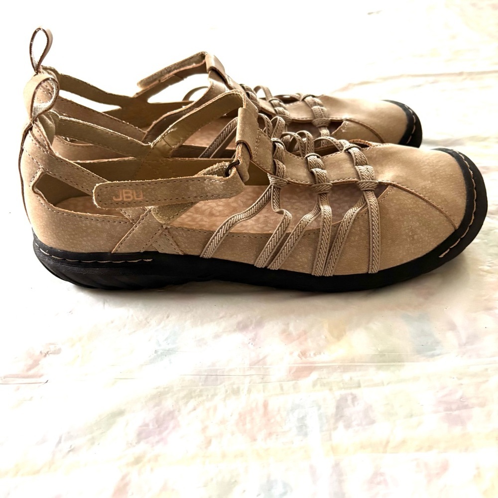 JBU Juliet casual Slip on Sandals Memory Foam SZ 9 W Worn 1X Indoors Like New - Picture 2 of 13
